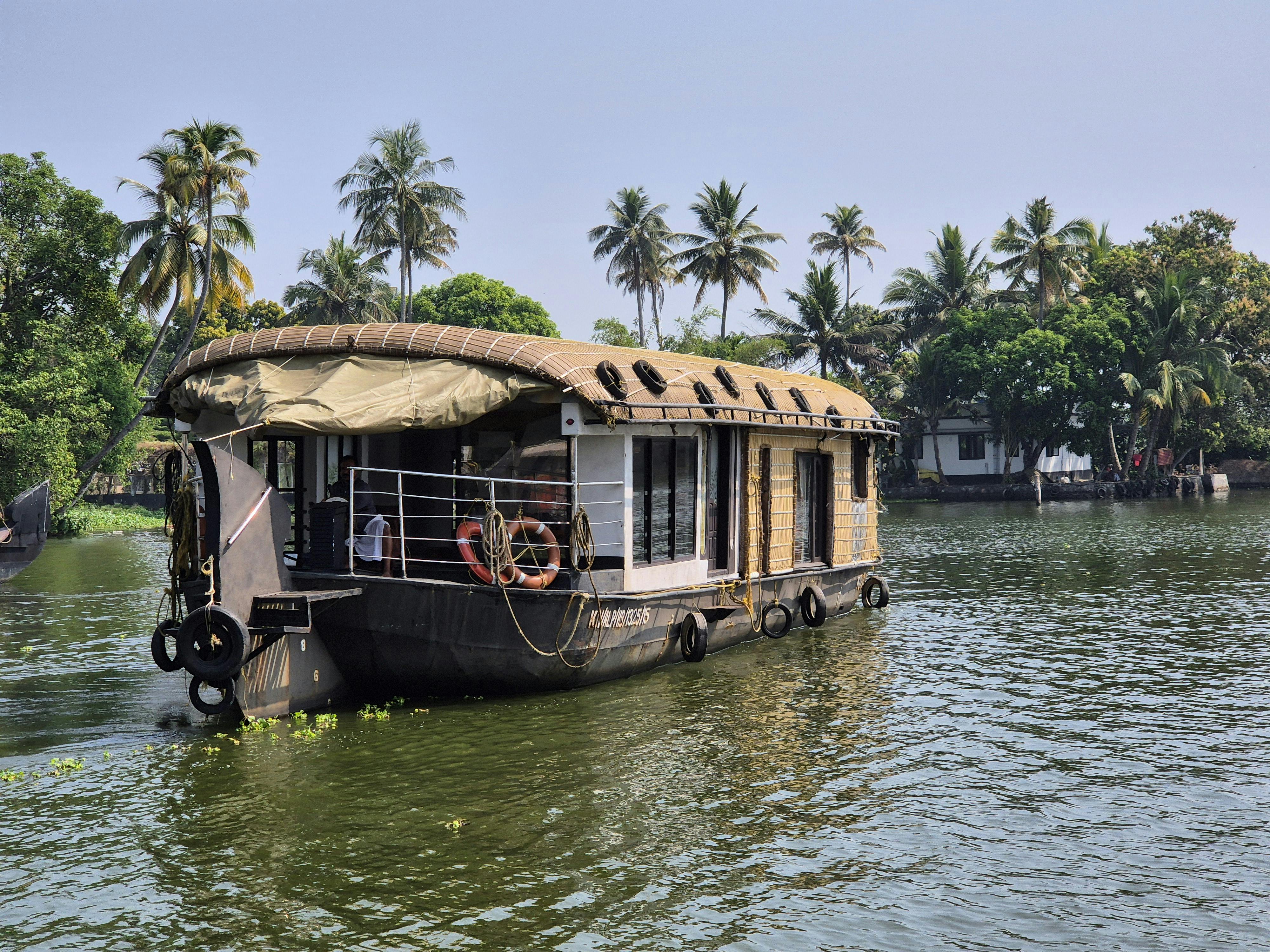 Kerala Backwaters Escape